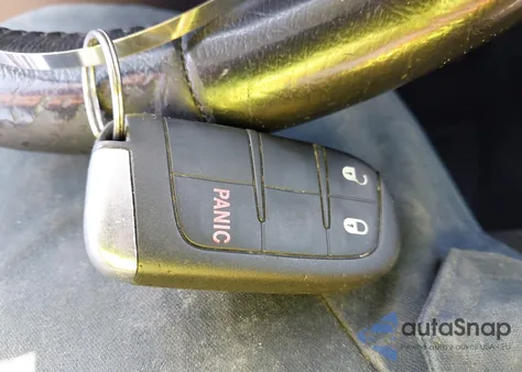 2016 Jeep Renegade Latitude из США, поврежденный, VIN ZACCJBBT7GPE17634